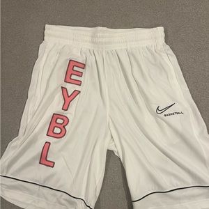 NIKE EYBL SHORTS (BASKETBALL SHORTS) never worn with tag